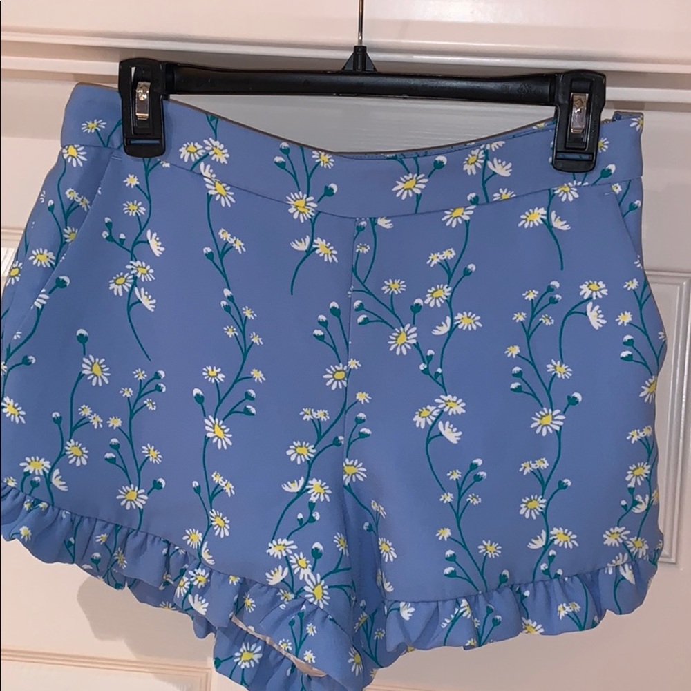 Adorable Draper James shorts